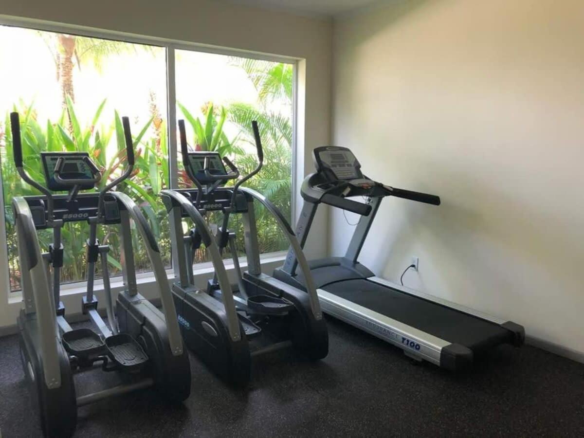 Beautiful Apartment In Eagle Beach Levent Palm Beach Esterno foto