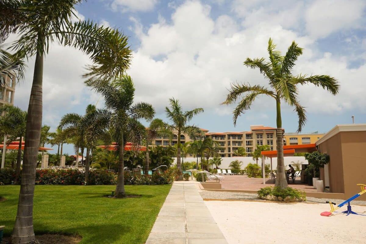 Beautiful Apartment In Eagle Beach Levent Palm Beach Esterno foto