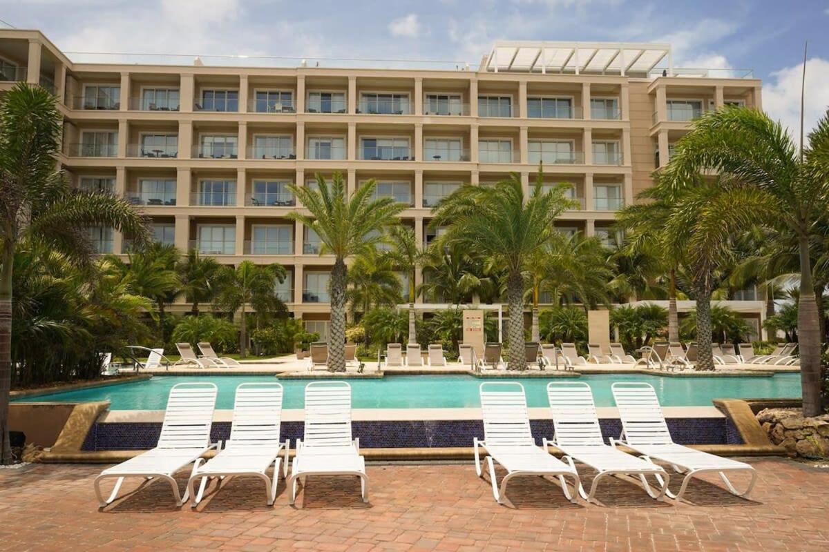 Beautiful Apartment In Eagle Beach Levent Palm Beach Esterno foto