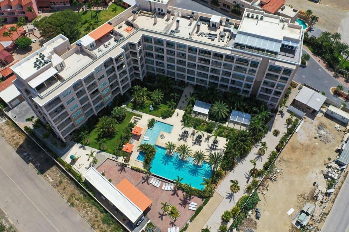 Beautiful Apartment In Eagle Beach Levent Palm Beach Esterno foto
